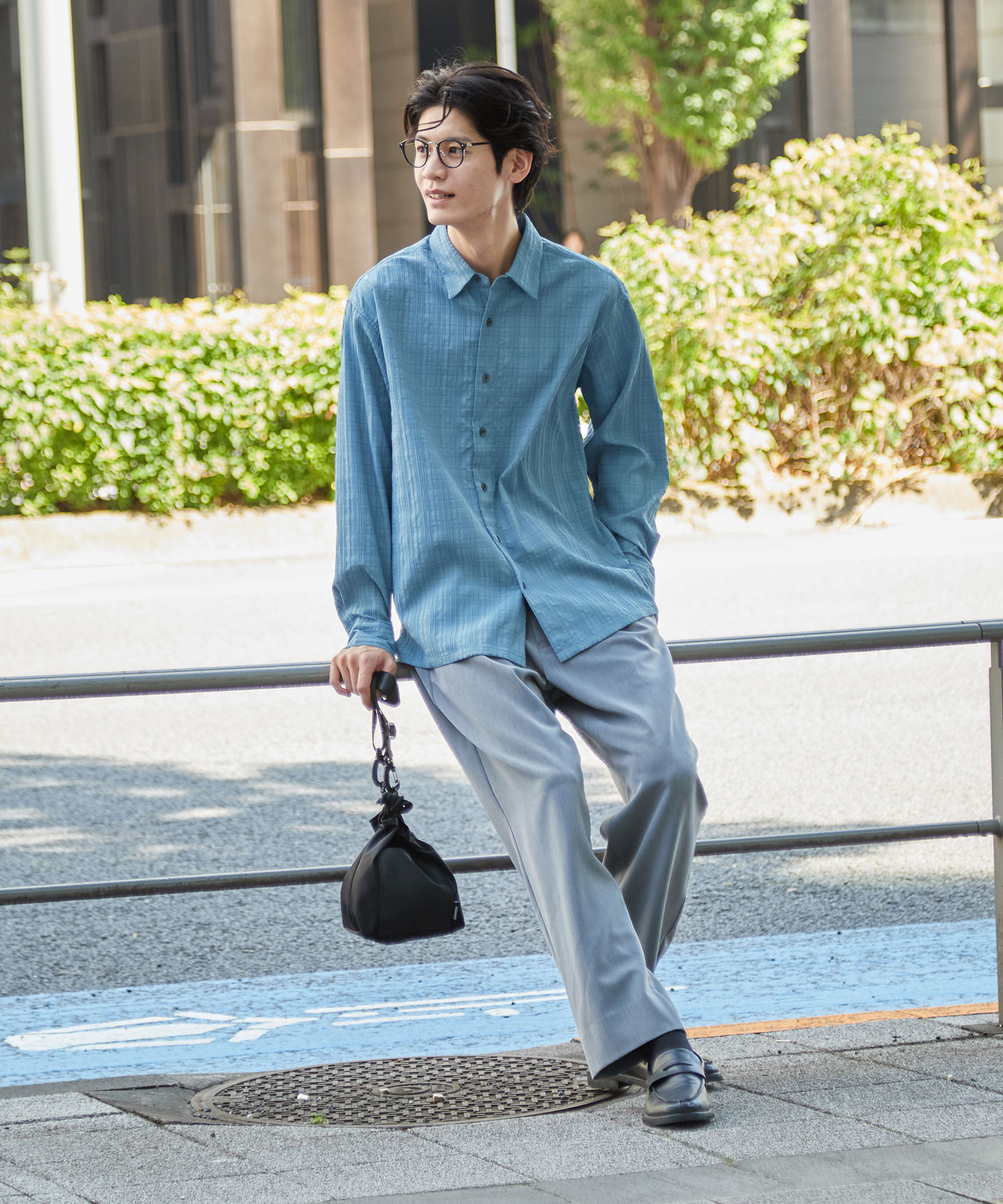 Relax SEMI-WIDE STYLING